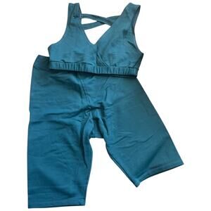 No Brand teal set cross back sports bra high waist bermuda bike short NWOT Small